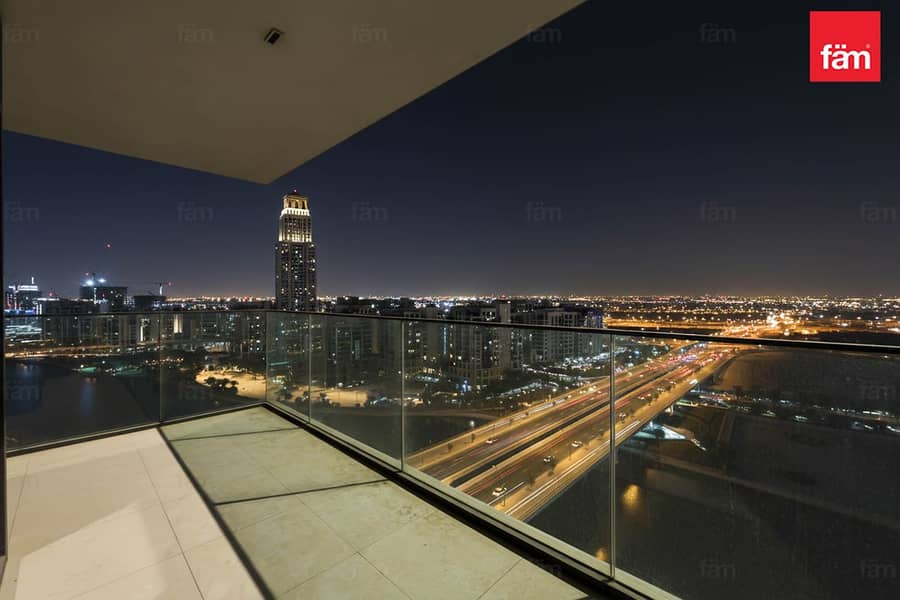 High Floor| Full Water View| Large Layout| Vacant - Image 14