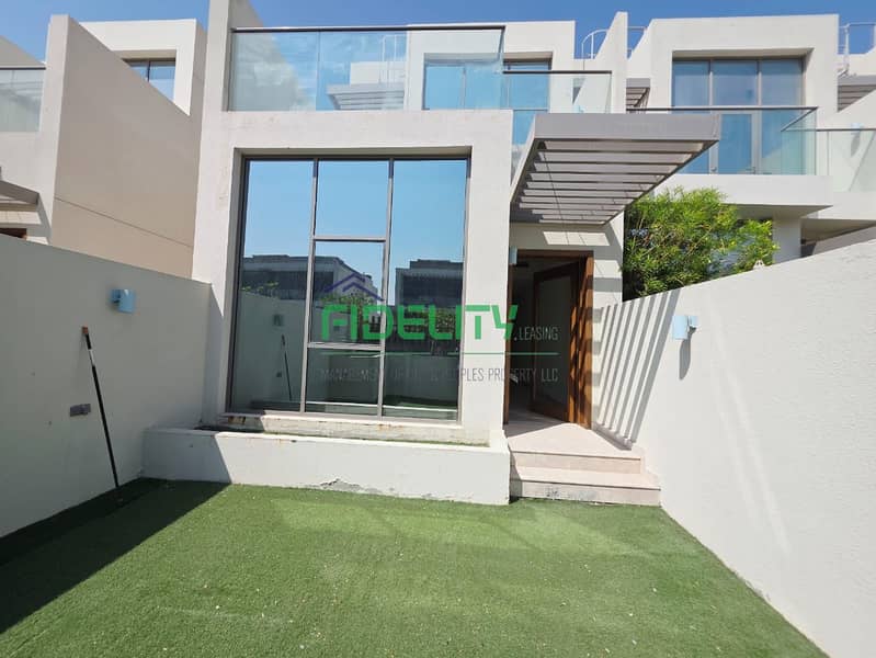 High-End 4BR Townhouse | Modern Design | Al Furjan