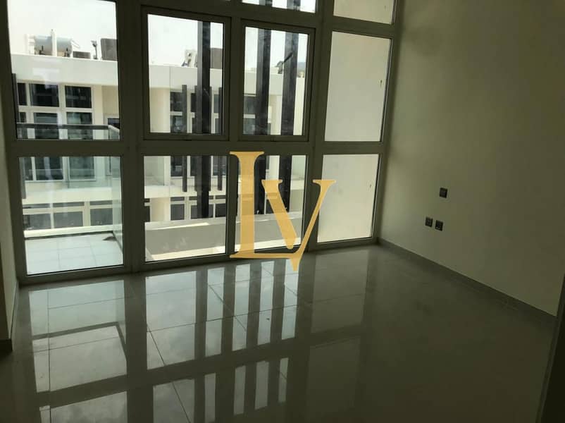 2 WhatsApp Image 2025-11-12 at 14.58. 10_ee08c410. jpg