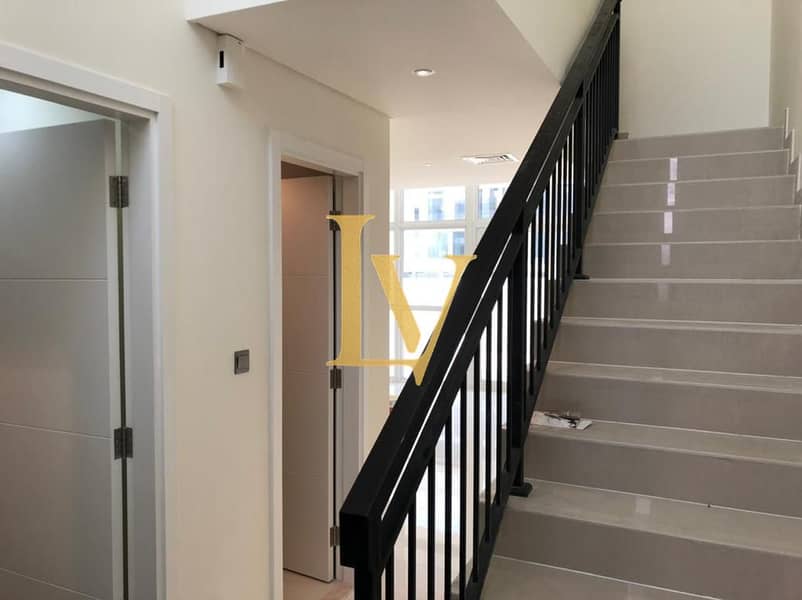 9 WhatsApp Image 2025-11-12 at 14.58. 09_4e0e0c31. jpg