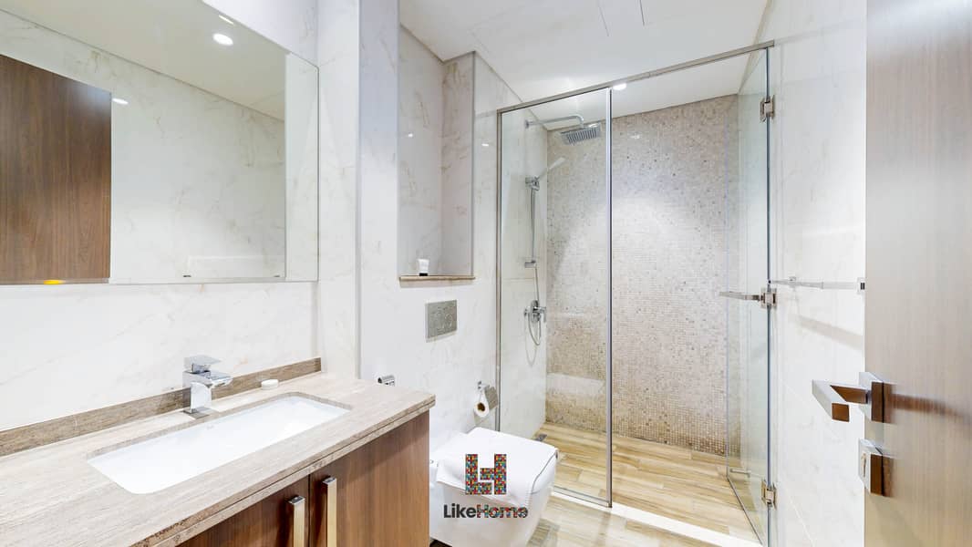 UTILITIES INCLUDED - NEW YEARS SPECIAL OFFER-Only Rate Deal | Stunning Canal View 1BHK | Prime Business Bay Location - Image 16