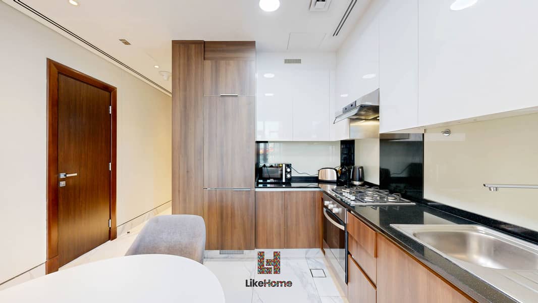 UTILITIES INCLUDED - NEW YEARS SPECIAL OFFER-Only Rate Deal | Stunning Canal View 1BHK | Prime Business Bay Location - Image 19