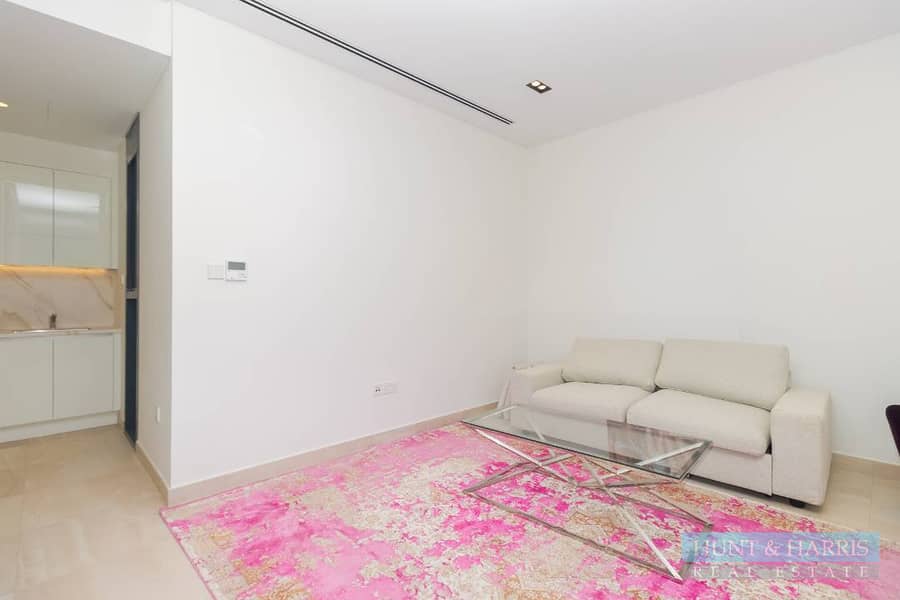 4 Bedroom Villa for Rent in Al Marjan Island - Luxury - Beachfront - Image 12