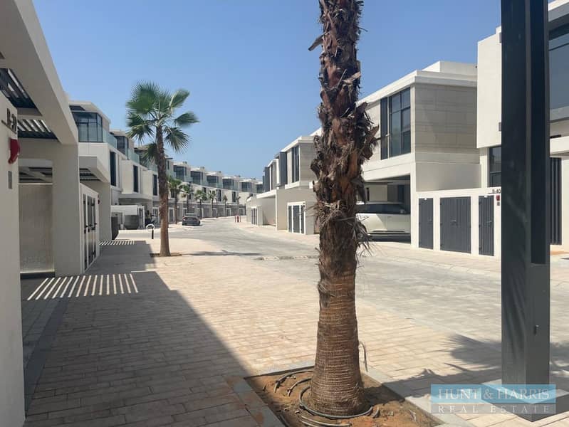 4 Bedroom Villa for Rent in Al Marjan Island - Luxury - Beachfront - Image 27