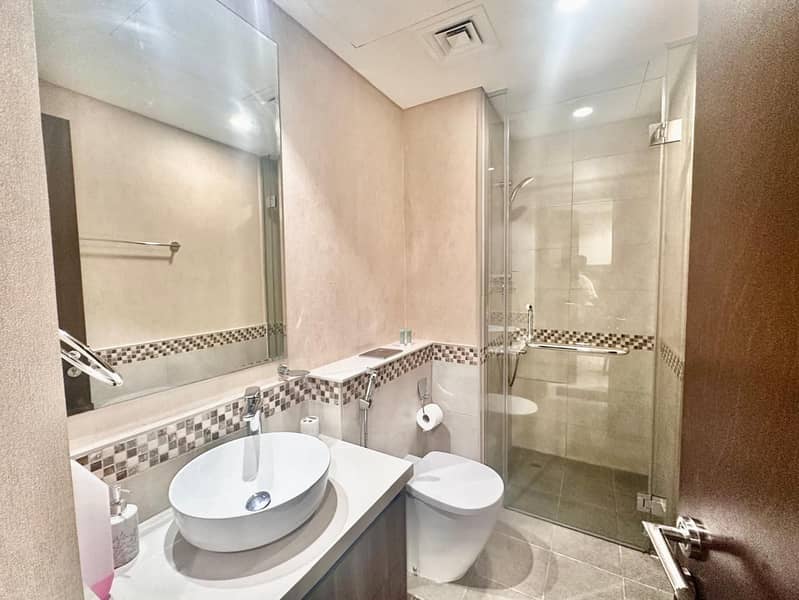 Cozy 1BR | Fully Furnished | Business Bay - Image 8