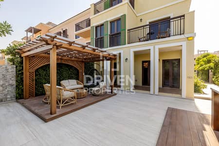 4 Schlafzimmer Townhouse zum zum Verkauf in Jumeirah, Dubai - Reihenhaus in Jumeirah,La Mer,Port de La Mer,Sur La Mer, 4 schlafzimmer, 19000000 AED - 13371723 4 Schlafzimmer Townhouse zum zum Verkauf in Jumeirah, Dubai - Reihenhaus in Jumeirah,La Mer,Port de La Mer,Sur La Mer, 4 schlafzimmer, 19000000 AED - 13371723