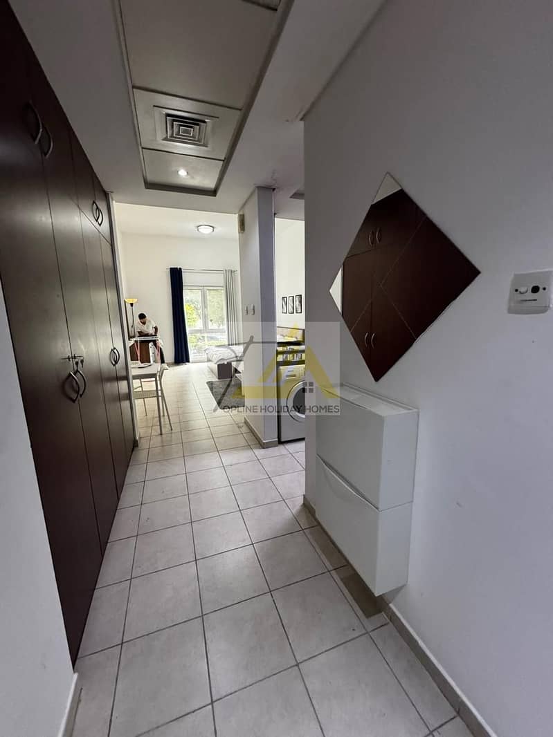 NEAR TO METRO , FURNISHED STUDIO, MONTHLY PAY