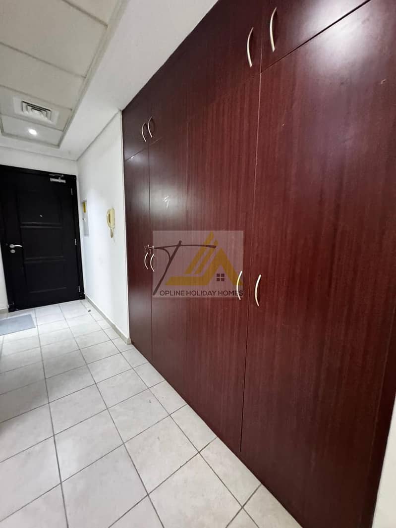 NEAR TO METRO , FURNISHED STUDIO, MONTHLY PAY - Image 6