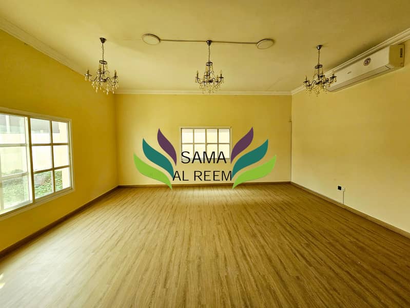 Independent 9 Bed Villa | Huge Garden | Renovated Kitchen | Very Spacious - Image 6