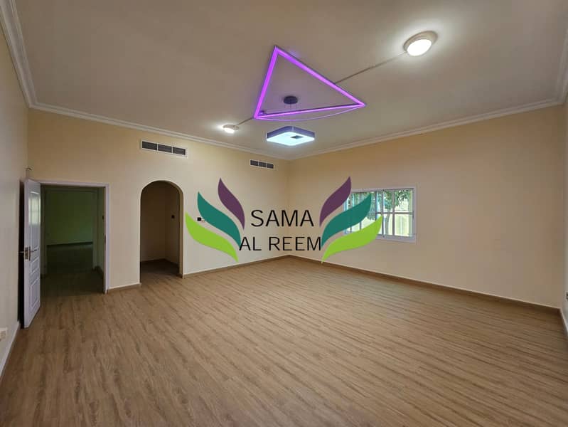 Independent 9 Bed Villa | Huge Garden | Renovated Kitchen | Very Spacious - Image 14