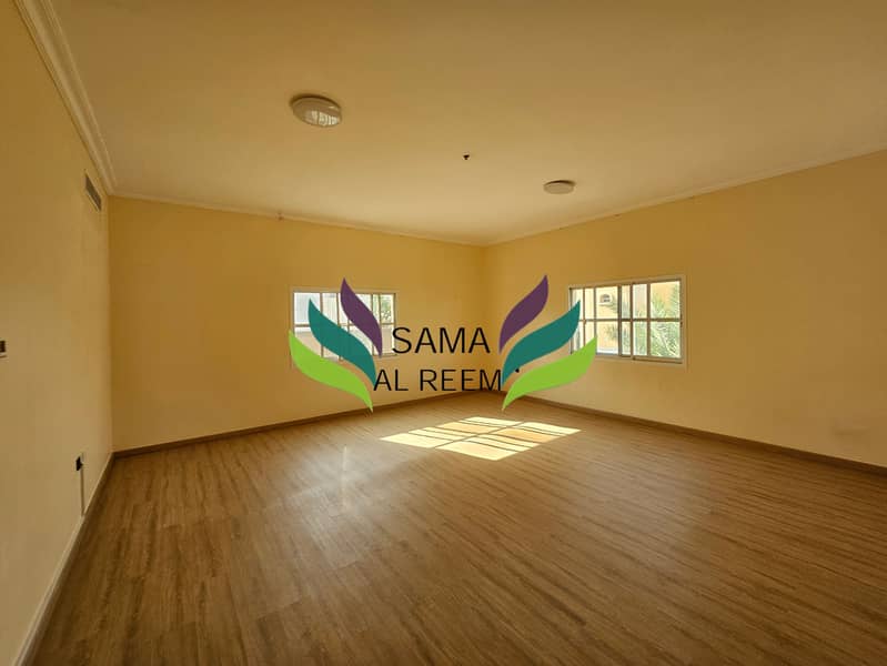 Independent 9 Bed Villa | Huge Garden | Renovated Kitchen | Very Spacious - Image 21