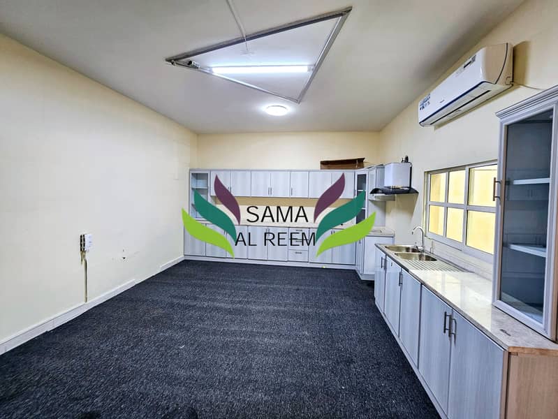 Independent 9 Bed Villa | Huge Garden | Renovated Kitchen | Very Spacious - Image 28