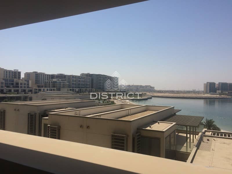 Well Maintained 4BR Apartment in Al Zeina