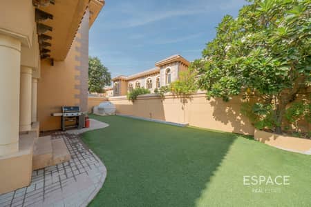 4 Bedroom Villa for Sale in Falcon City of Wonders, Dubai - Fully Renovated | Semi-Detached Family Home 4 Bedroom Villa for Sale in Falcon City of Wonders, Dubai - Fully Renovated | Semi-Detached Family Home