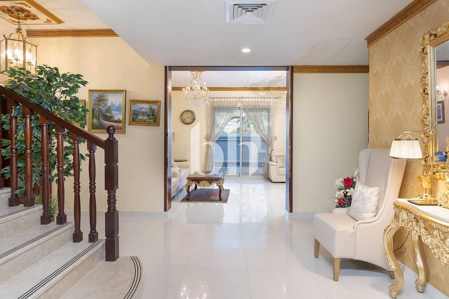 Vacant on transfer | Private Pool | Garden View - Image 9