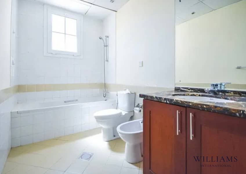 3 Bed + Family room + Maids | Vacant - Image 7