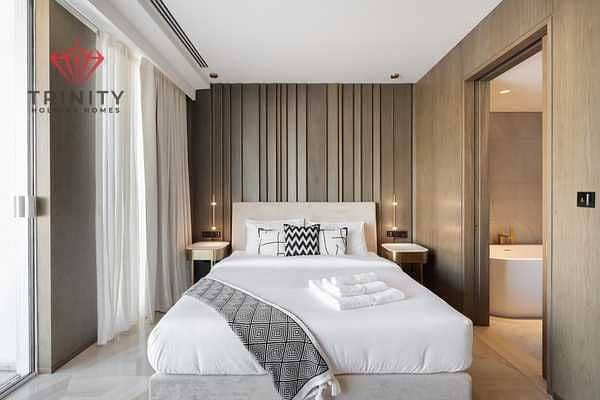 Live Now | Exclusive FIVE Palm 2BR | Move-In Ready | Sea, Ain Dubai & Marina Views | Balcony - Image 9