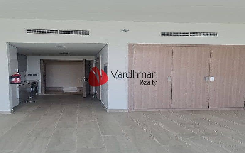 SPACIOUS STUDIO | UNFURNISHED| POOL VIEW