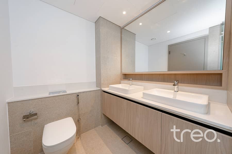 Brand New | Near Pool and Park | Corner Plot - Image 10