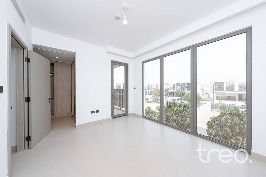 Brand New | Near Pool and Park | Corner Plot - Image 11