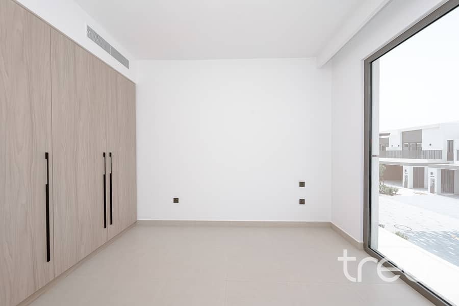 Brand New | Near Pool and Park | Corner Plot - Image 21