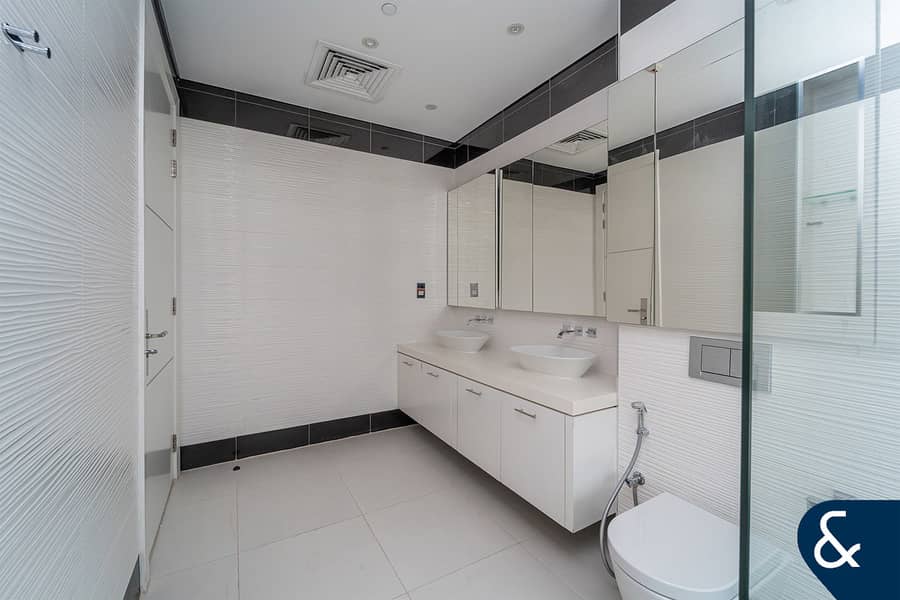 Duplex | 2 Beds Plus Study | Community Views - Image 17