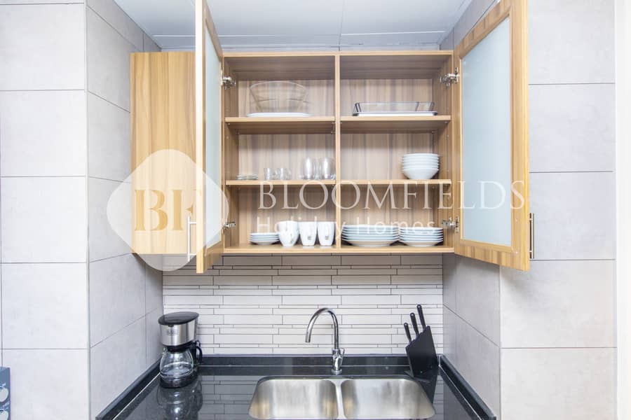 8 10 Kitchen. jpg