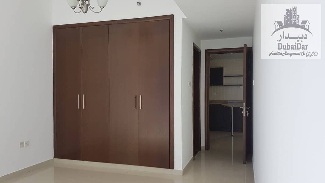 WELL MAINTAINED 1 BHK APARTMENT with BALCONY | CLOSE TO METRO STATION - Image 6