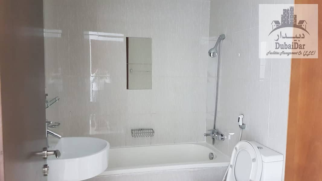 WELL MAINTAINED 1 BHK APARTMENT with BALCONY | CLOSE TO METRO STATION - Image 7