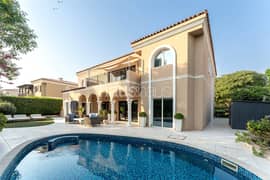 Upgraded Family Villa | North Facing Door