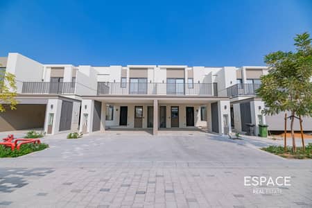 Villa de 3 chambres à à louer à Tilal Al Ghaf, Dubai - Villa à Tilal Al Ghaf,Aura Gardens, 3 chambres, 214000 AED - 13372387 Villa de 3 chambres à à louer à Tilal Al Ghaf, Dubai - Villa à Tilal Al Ghaf,Aura Gardens, 3 chambres, 214000 AED - 13372387