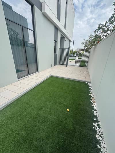 4 Camere Townhouse in Affitto a Al Furjan, Dubai - 3aef4bd1-a332-4784-8ae7-8e057b2ef88d. JPG 4 Camere Townhouse in Affitto a Al Furjan, Dubai - 3aef4bd1-a332-4784-8ae7-8e057b2ef88d. JPG