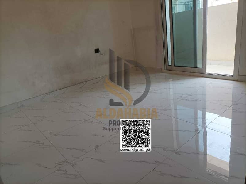 2 WhatsApp Image 2025-11-13 at 14.49. 28. jpeg