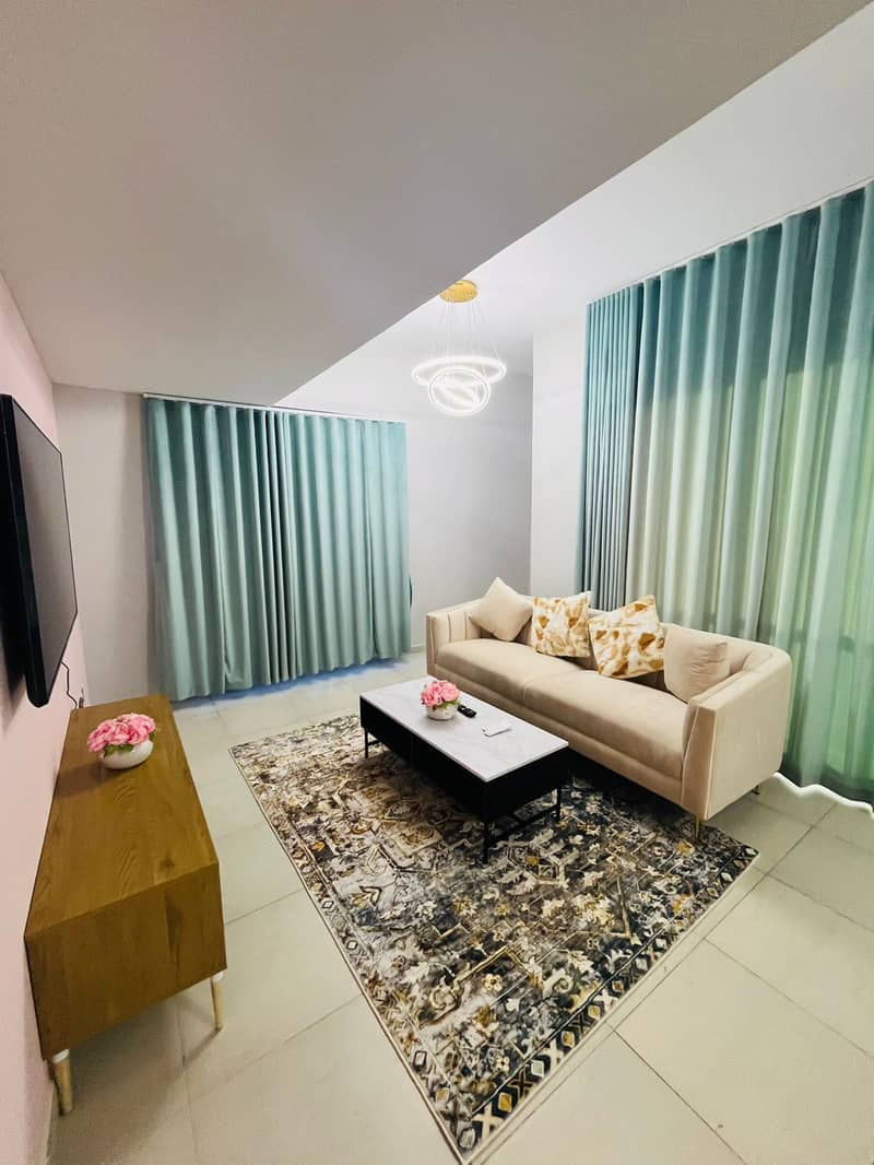 Spacious Apartment in Arch Tower JLT | Close to Metro | Stunning Lake View - Image 16