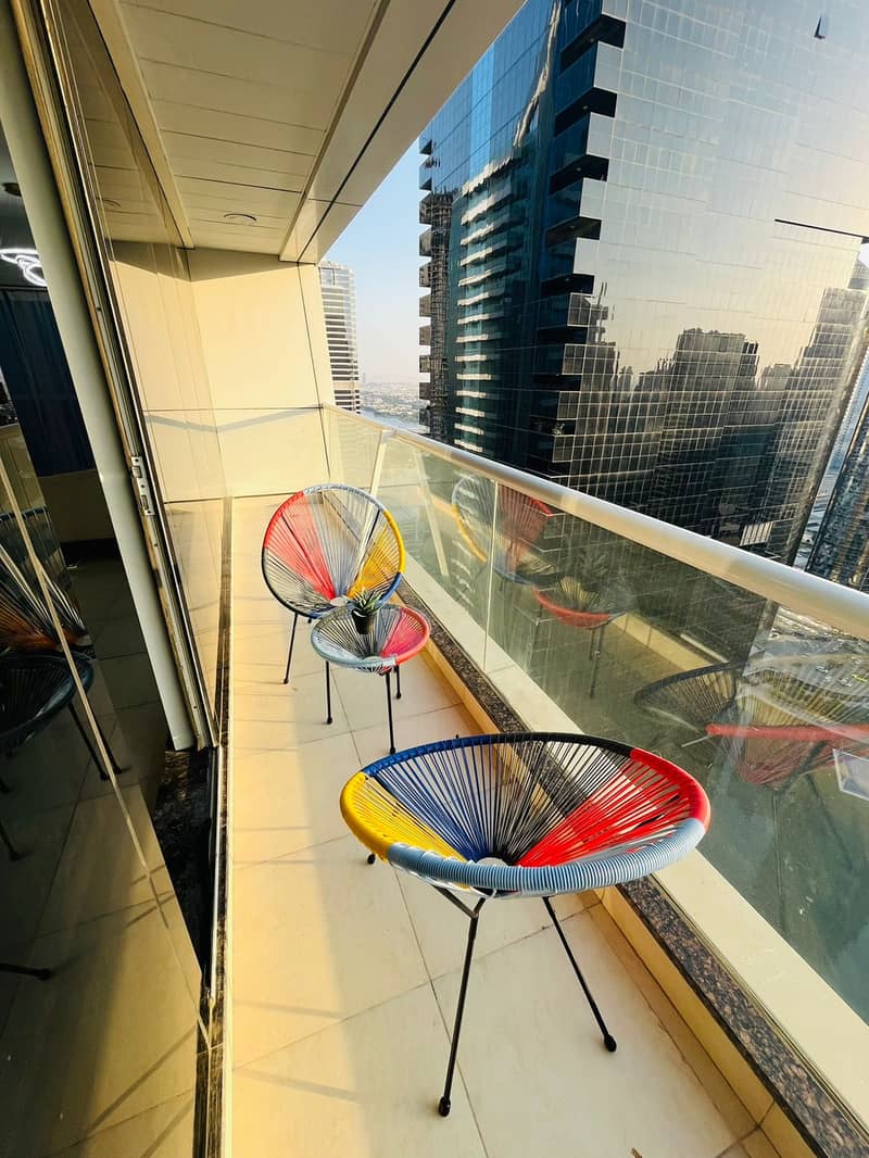 Spacious Apartment in Arch Tower JLT | Close to Metro | Stunning Lake View - Image 23