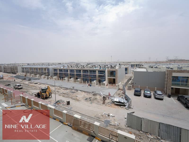 Spacious Apartment \ Prime Location \ Community View \ Unfurnished - Image 10