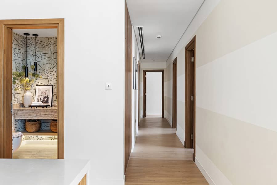 Serene 3 BR | Full Canal and Burj Skyline View - Image 27