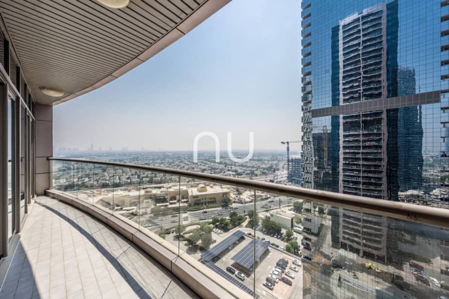 Vacant Now | Spacious Apartment | High Floor - Image 17