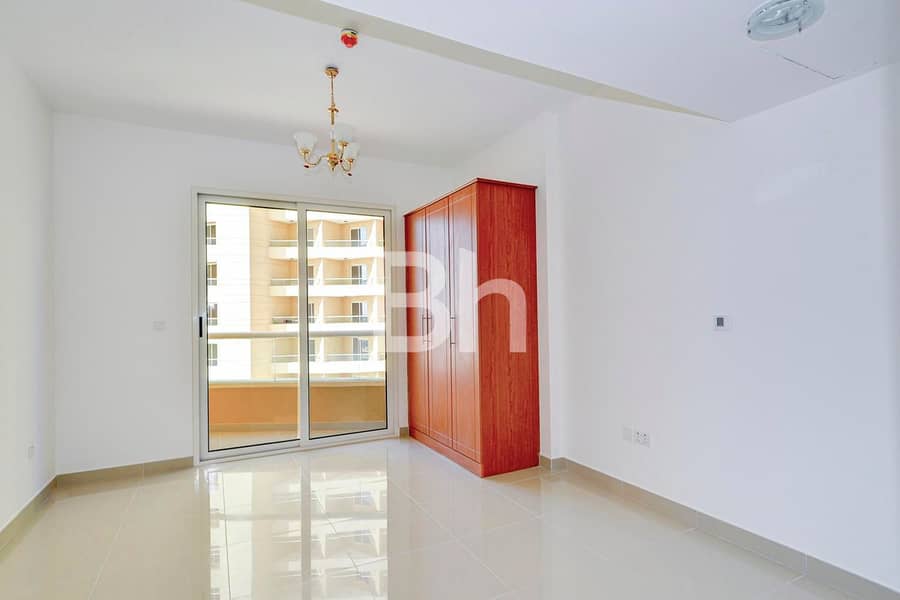Higher Floor | With Balcony | Negotiable