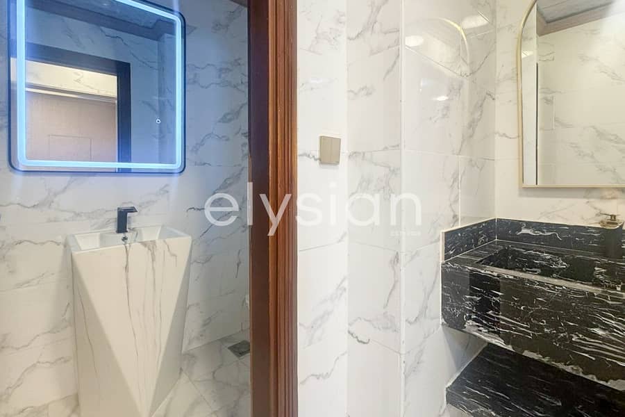 Fully Upgraded | Full Sea View | PENTHOUSE - Image 17