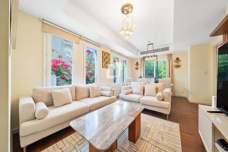 2 Camere Townhouse in affitto a The Springs, Dubai - Villetta a schiera a The Springs，The Springs 15, 2 camere da letto, 190000 AED - 13360365