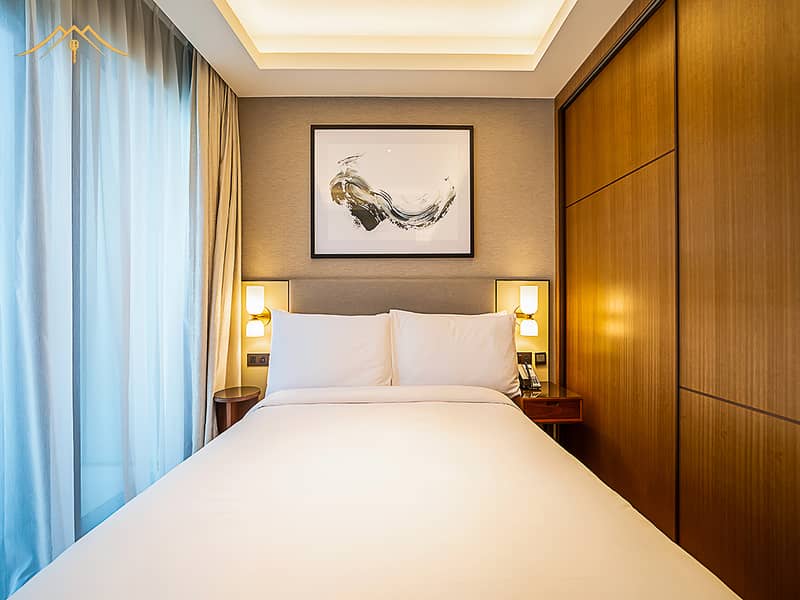 Breathtaking Views | High-Floor | Utilities included| Burj Khalifa & Fountain Views - Image 6