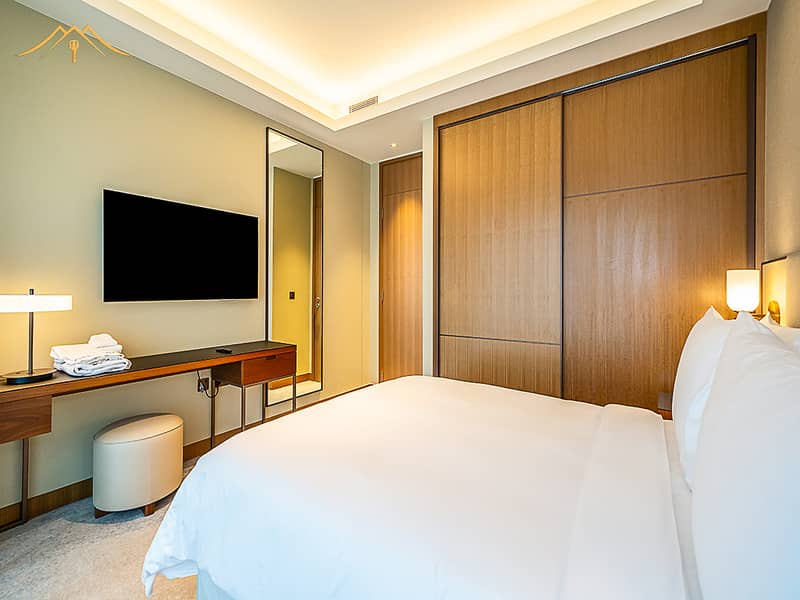 Breathtaking Views | High-Floor | Utilities included| Burj Khalifa & Fountain Views - Image 10