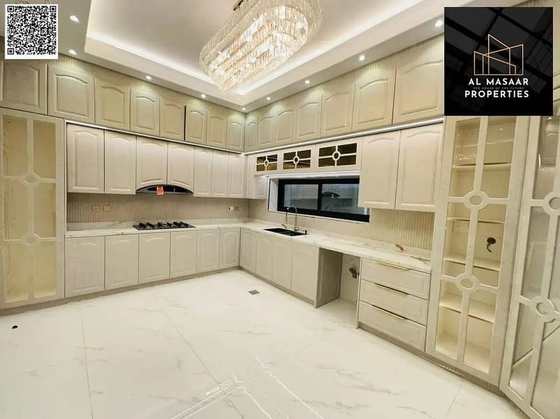 4 804560375-1066x800_4_11zon. jpeg