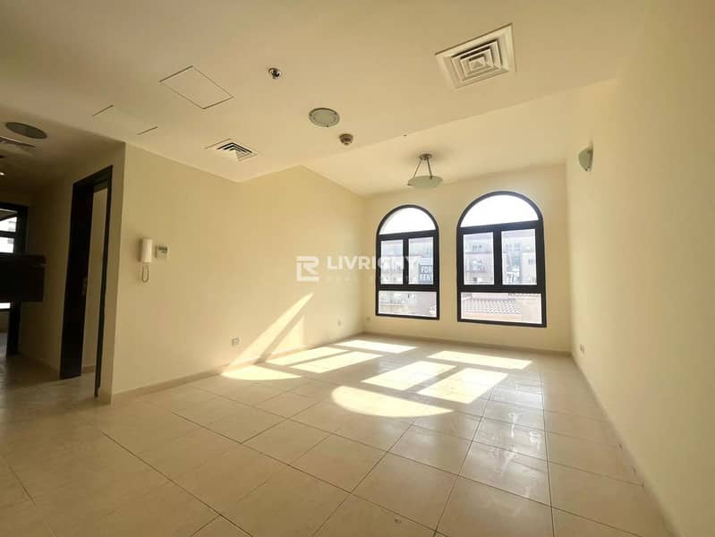 UNFURNISHED | MOVE IN NOW | COMMUNITY VIEW