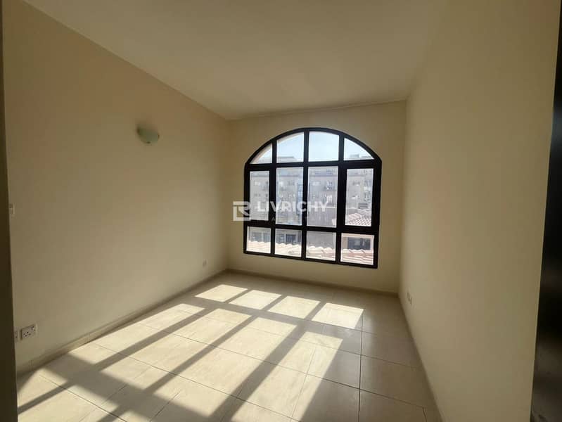 UNFURNISHED | MOVE IN NOW | COMMUNITY VIEW