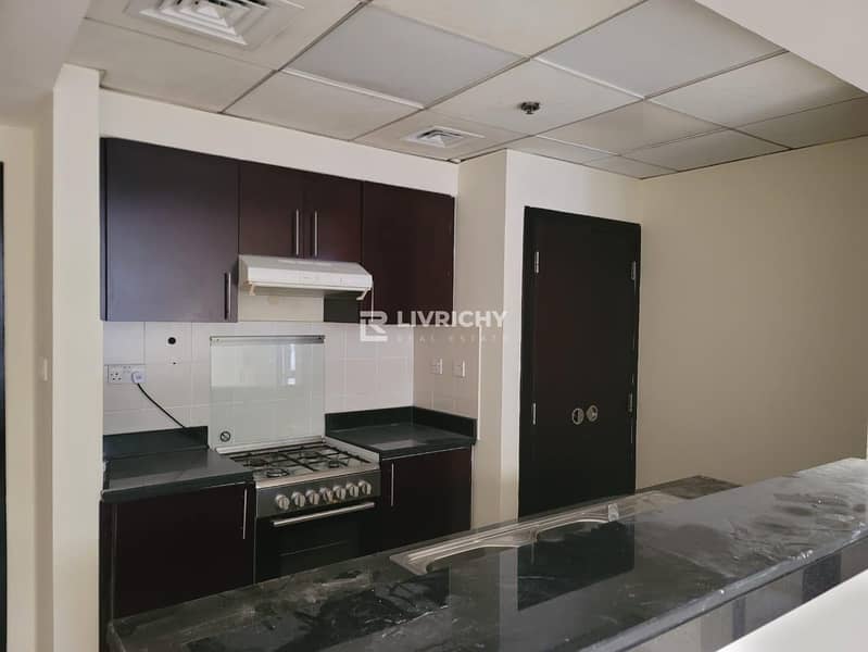 UNFURNISHED | MOVE IN NOW | COMMUNITY VIEW