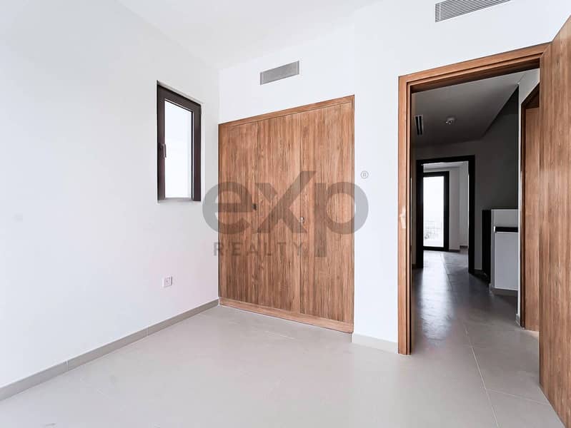 Brand New | Single Row | Green View | Corner Unit - Image 15