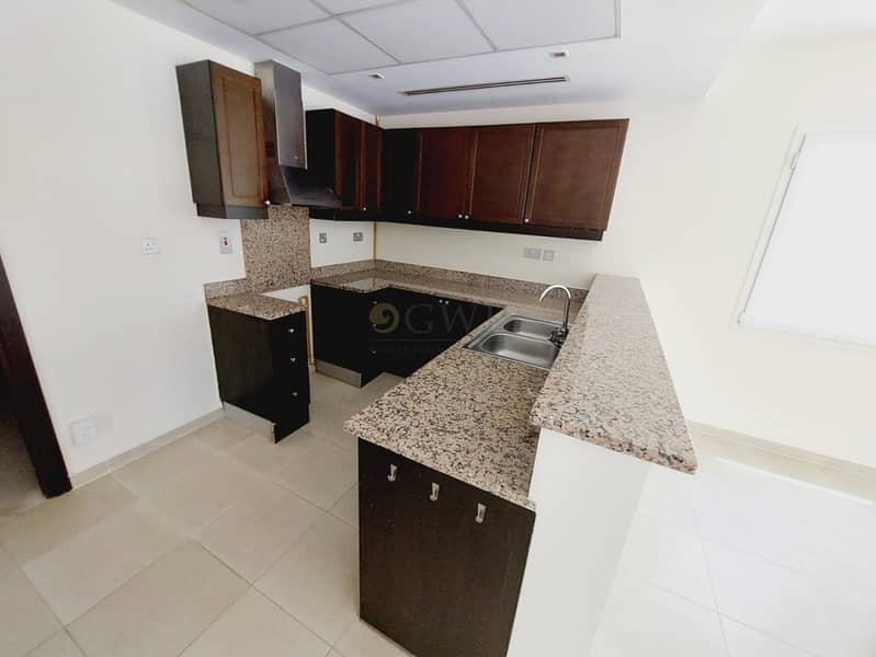 Ready| Private and Cozy | Lush Green Garden | - Image 6