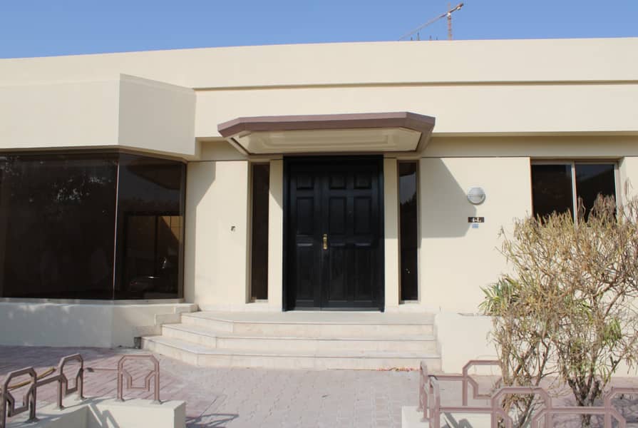 RENOVATED 3BR VILLA WITH AMAZING FACILITIES